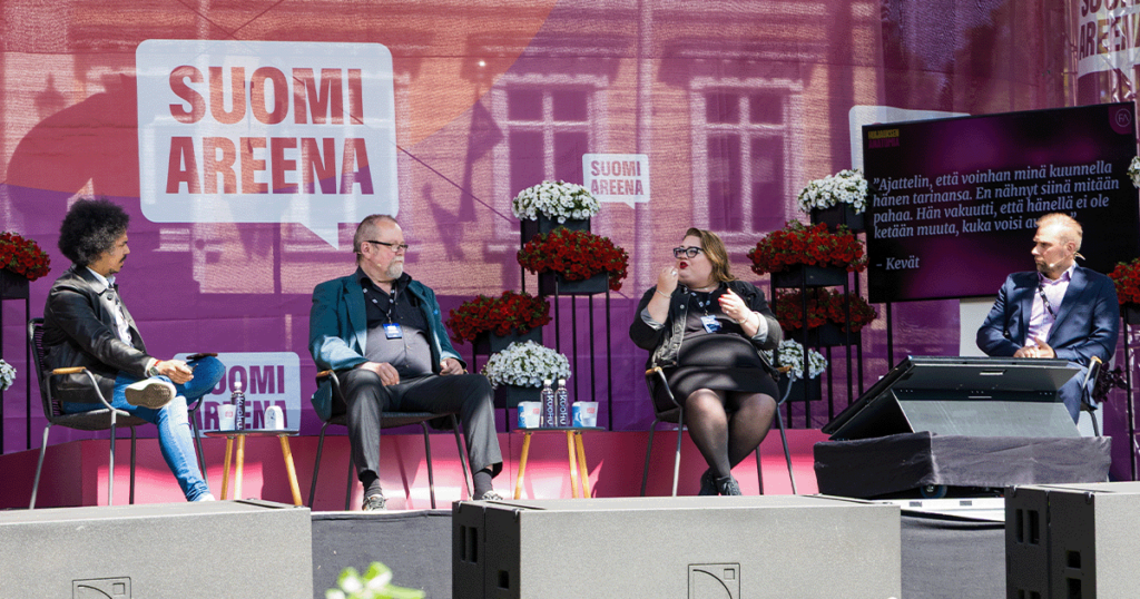 Kuva SuomiAreenan 2025 panelisteista.