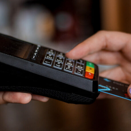 Maksukortti ja maksupääte