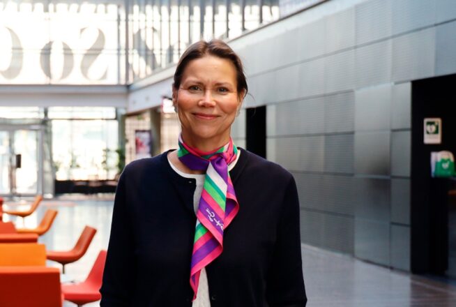 Professori Anu Siren