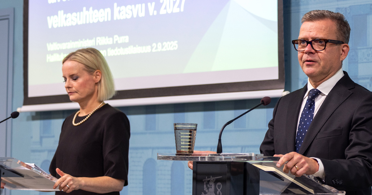 Valtiovarainministeri Riikka Purra ja pääministeri Petteri Orpo.